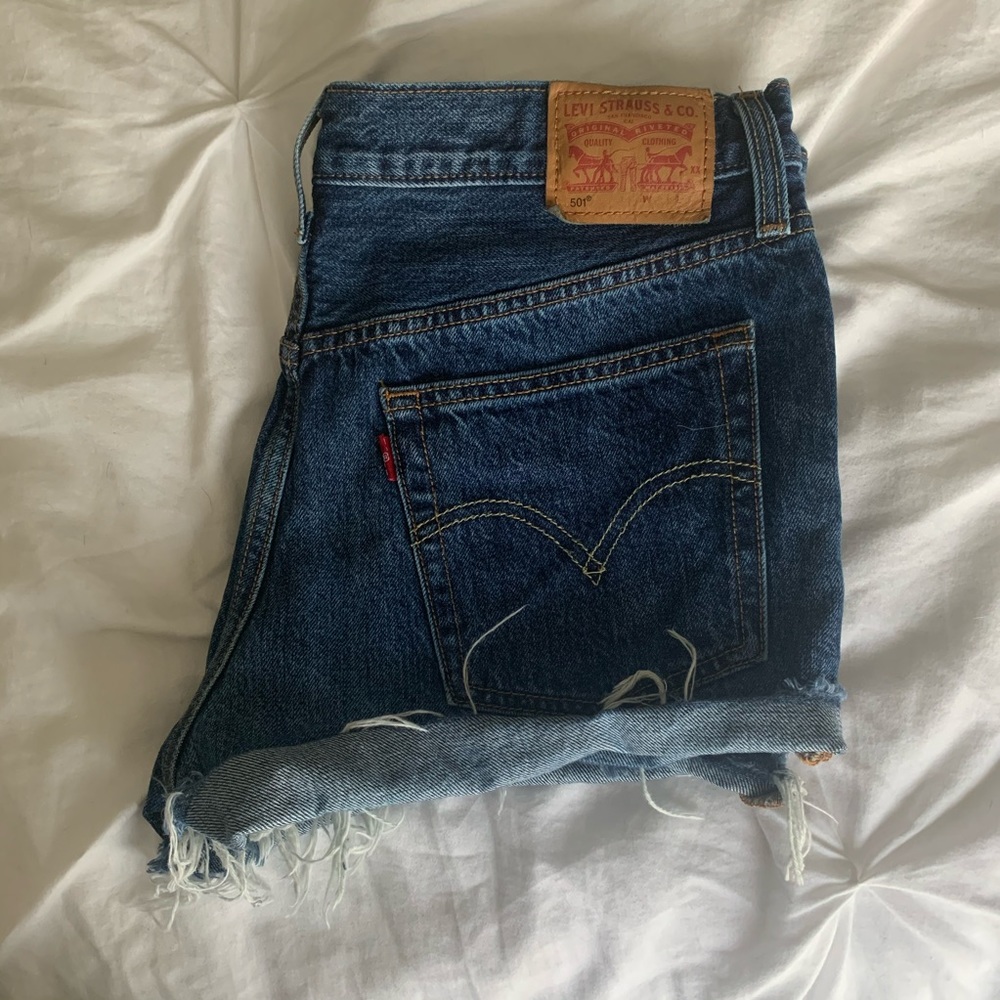 Vintage high rise levis 501 shorts